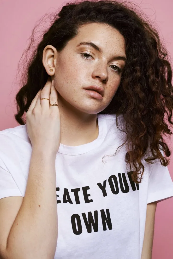 Julia Goe.