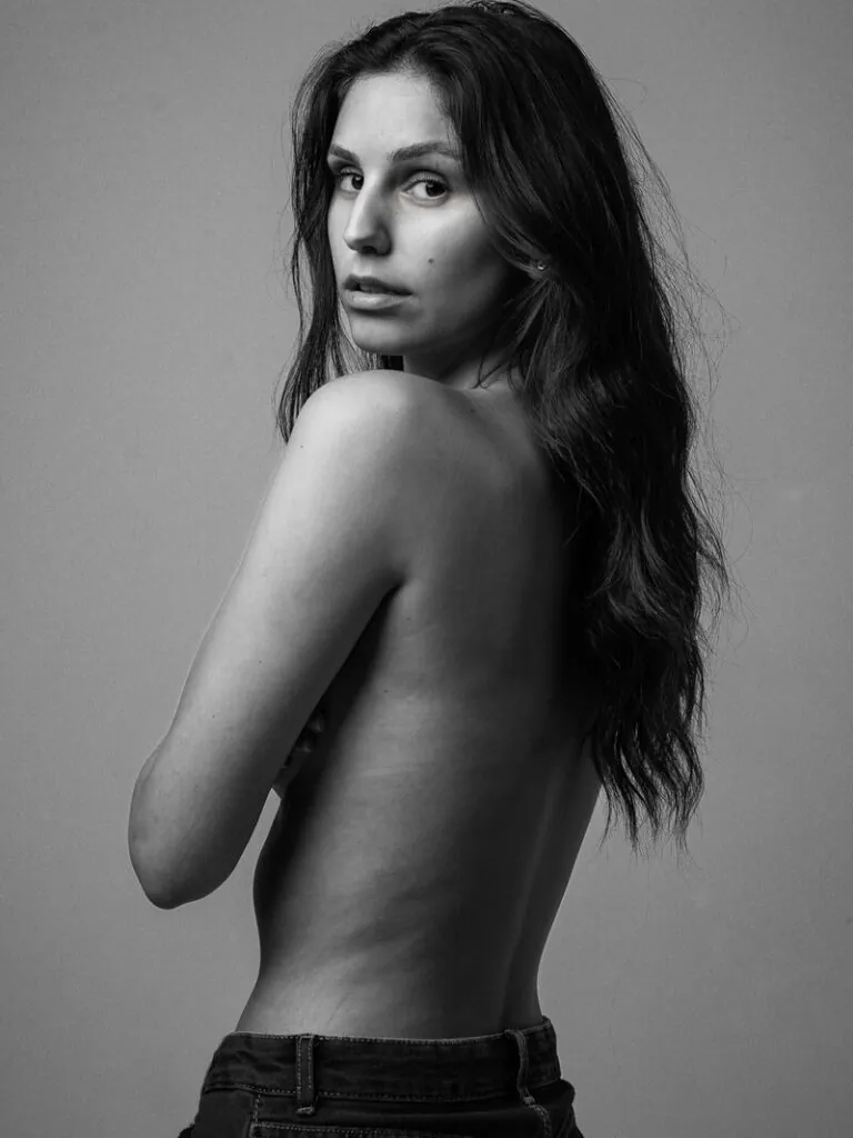 Adelina Tu.