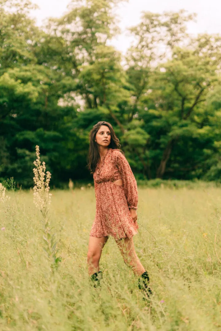 Adelina Tu.