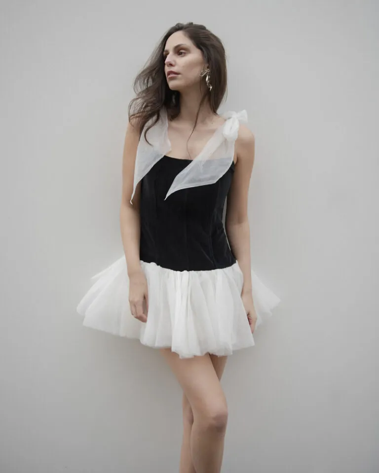 Adelina Tu.