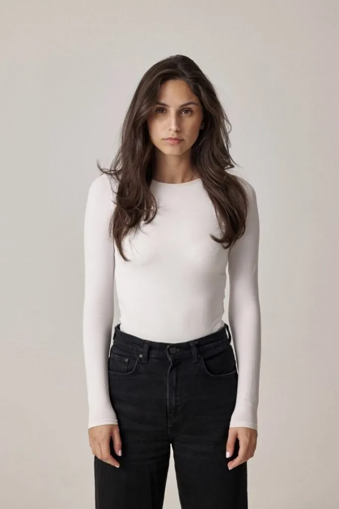 Adelina Tu.