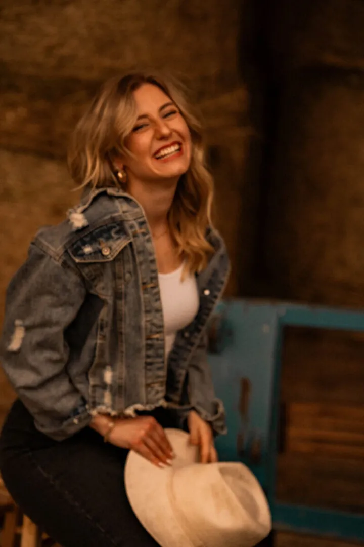 Chiara Hue.
