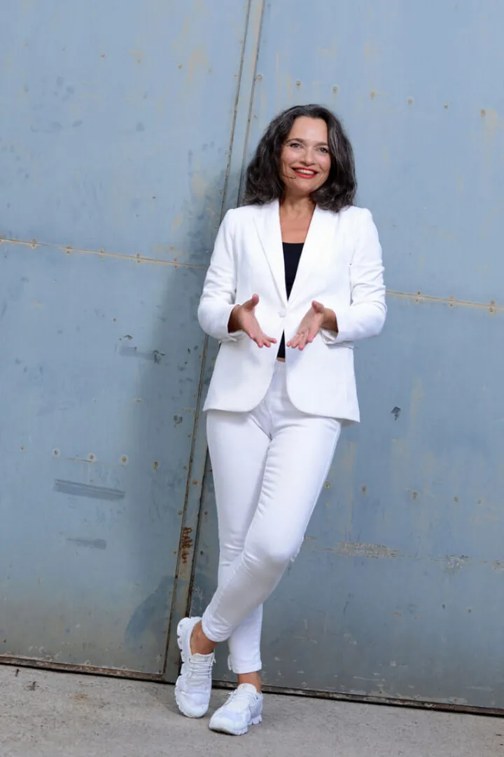 Claudia Ei.