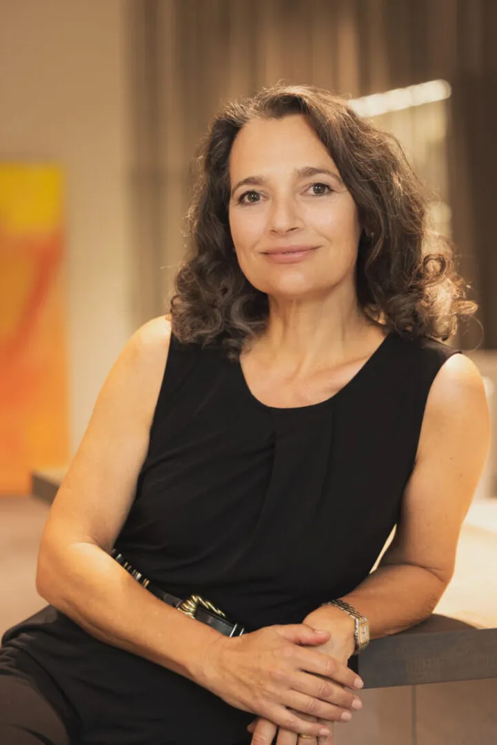 Claudia Ei.