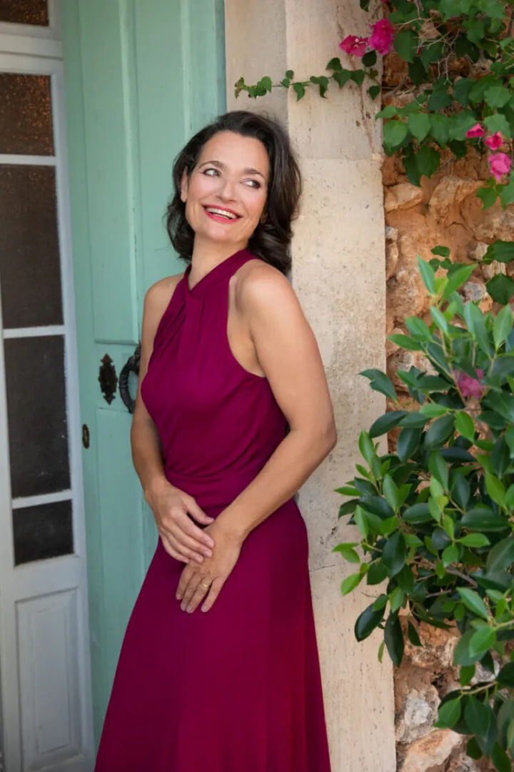 Claudia Ei.
