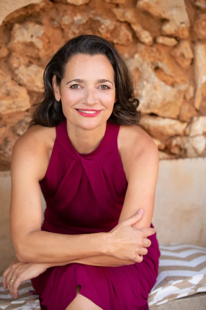 Claudia Ei.