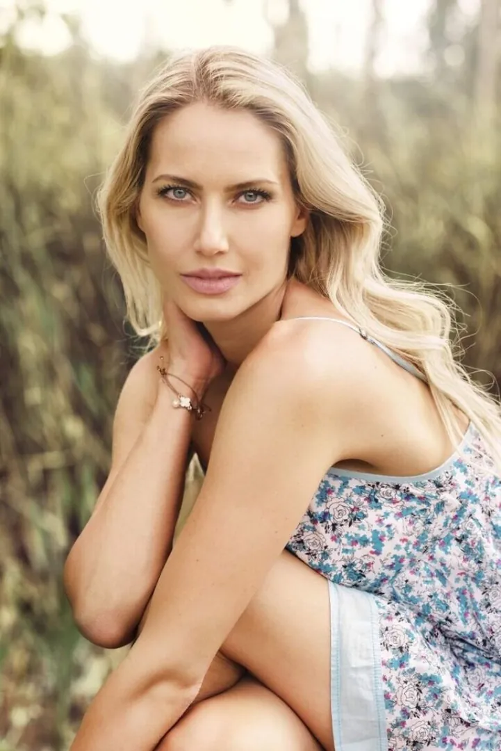 Dara M.