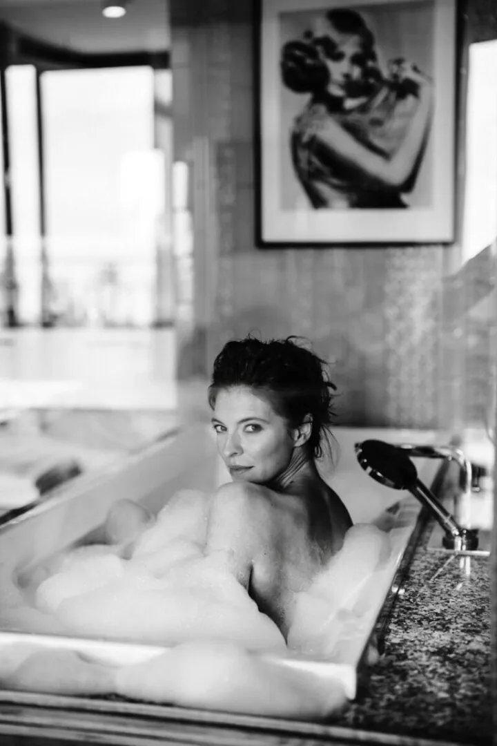 Eva Sch.