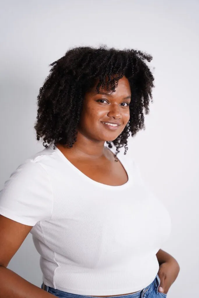 Jennifer Sh.
