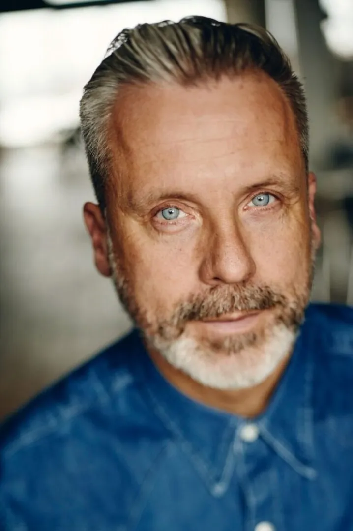 Jörg A.