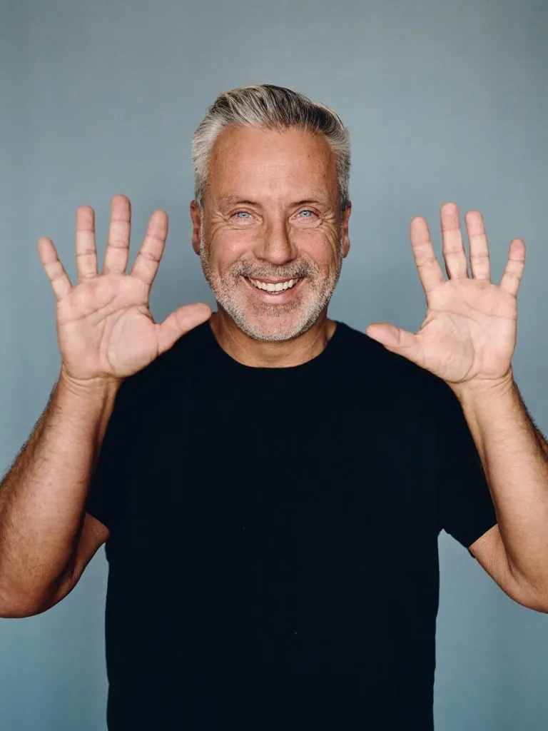 Jörg A.