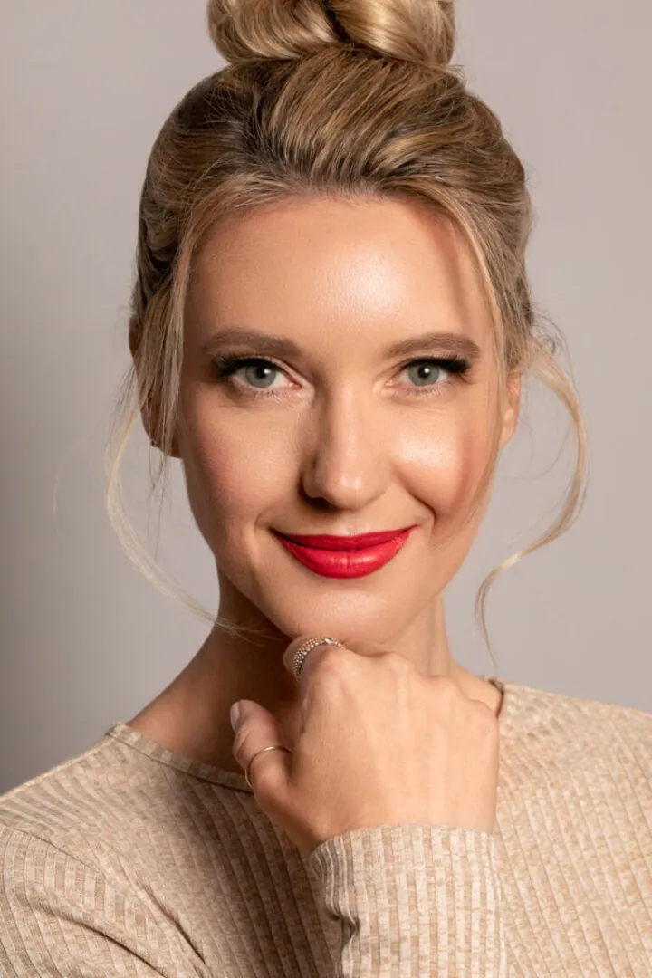Katrin Greg.