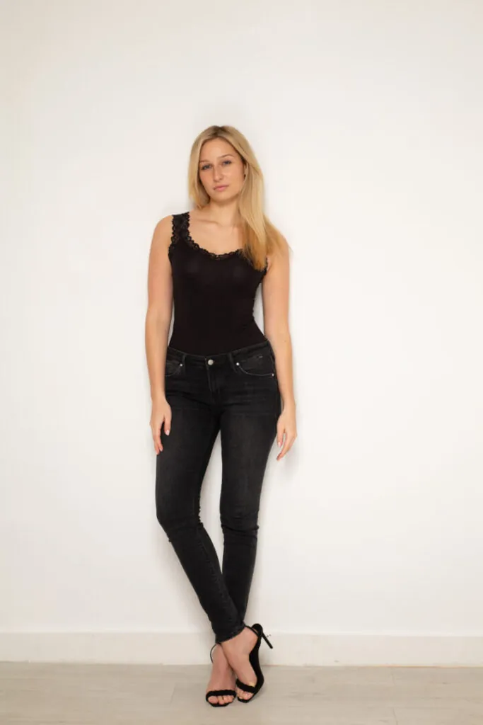 Larissa Gr.