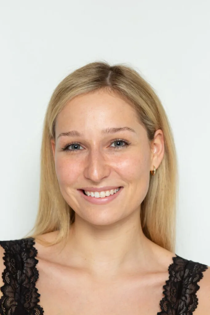 Larissa Gr.
