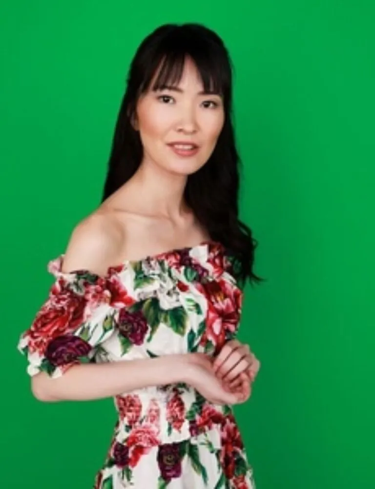 Risa R.