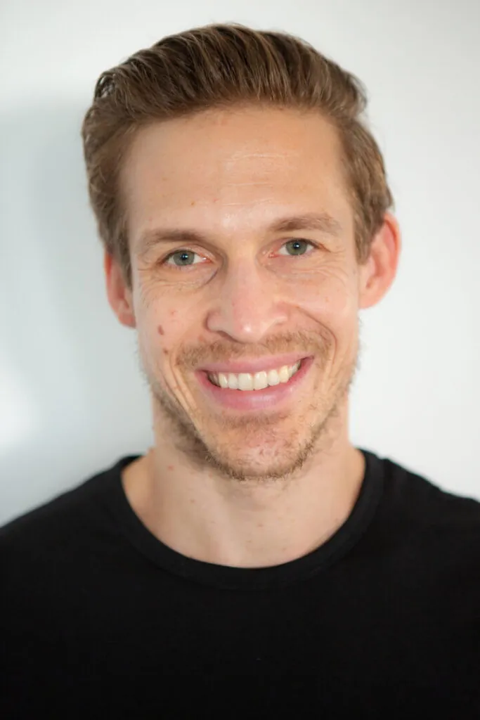 Steffen W.