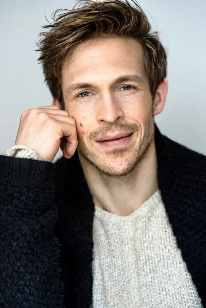 Steffen W.