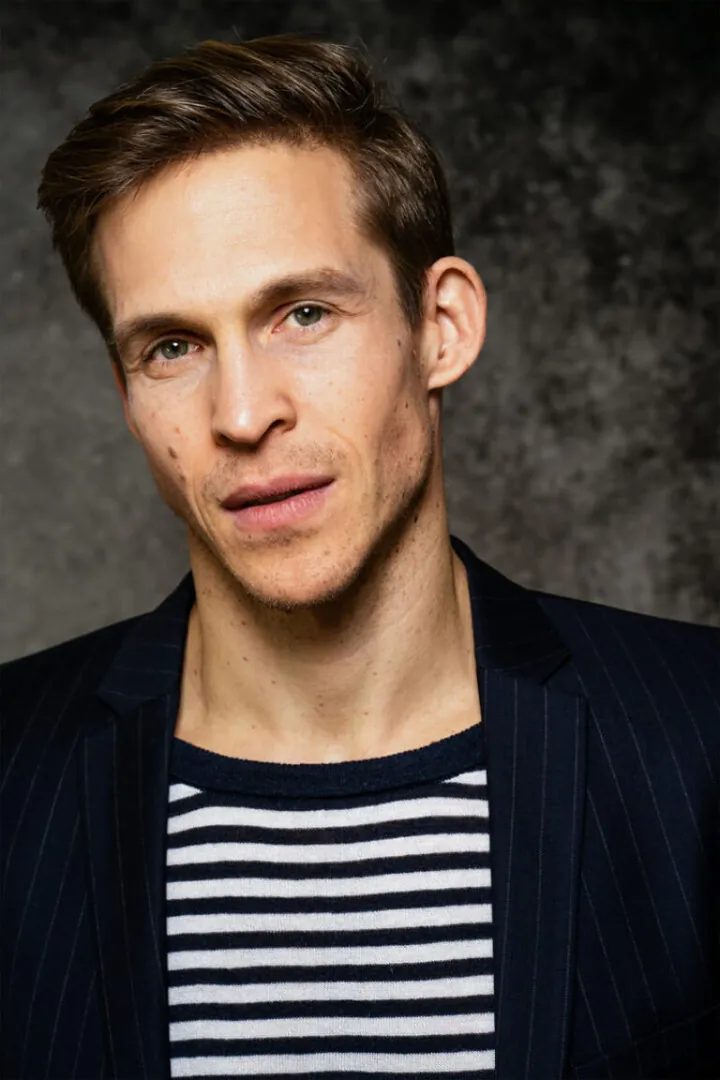 Steffen W.