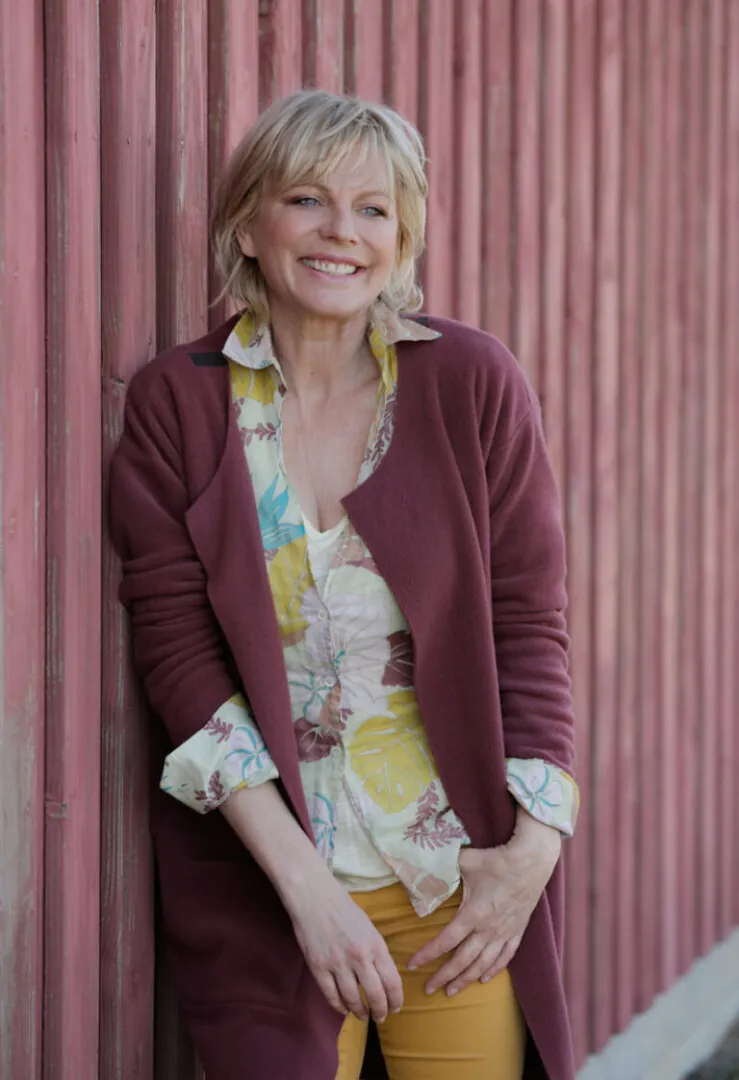 Yvonne Alls.