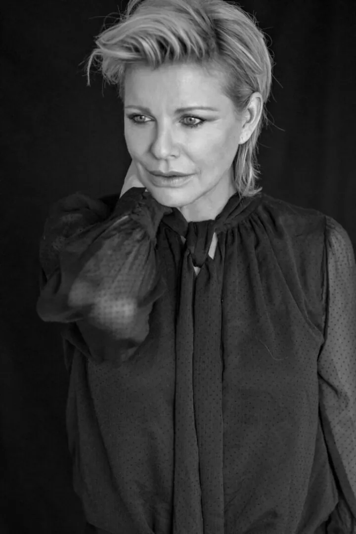 Yvonne Alls.