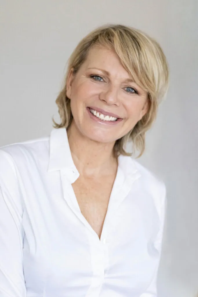 Yvonne Alls.