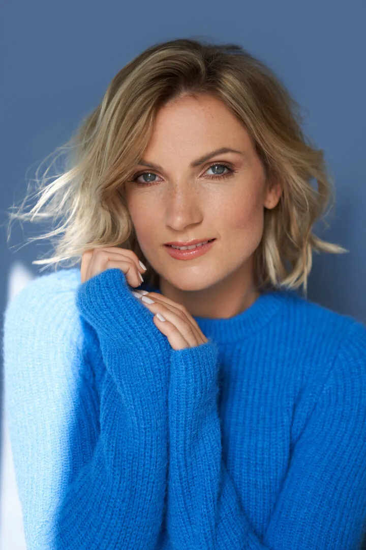 Annett L.