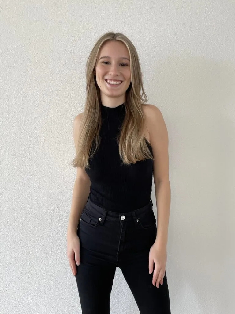 Celine Zi.