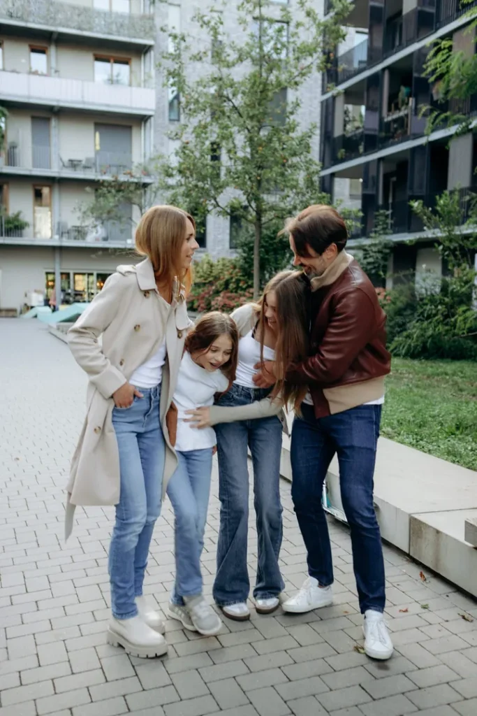 Daniele & Daniel mit Kids