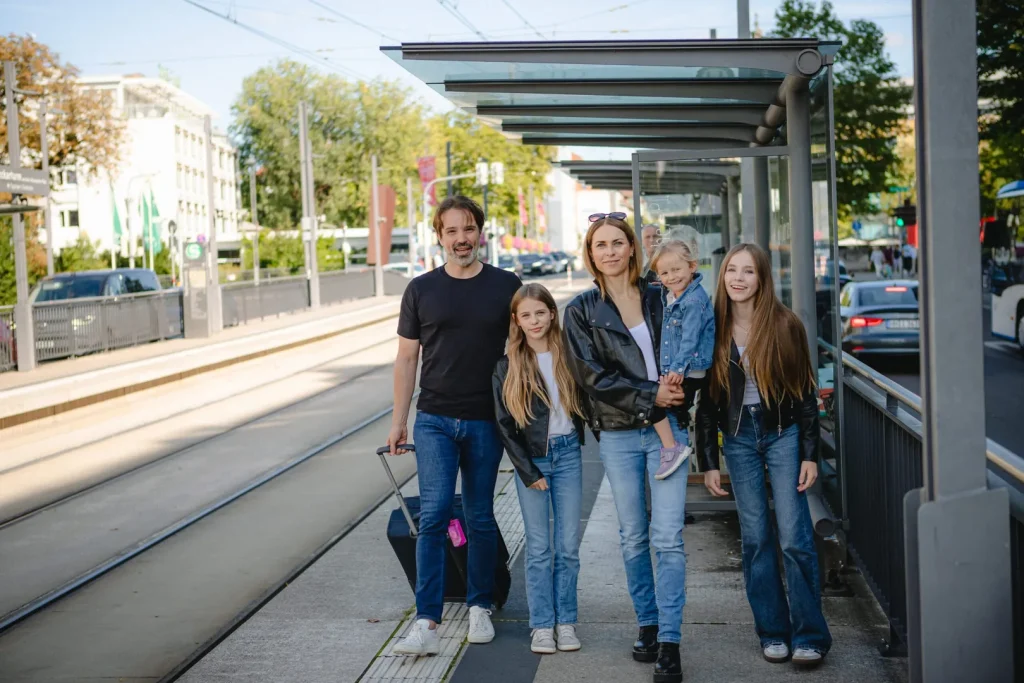 Daniele & Daniel mit Kids