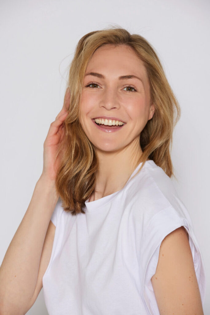 Isabelle B.