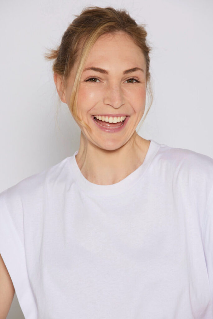 Isabelle B.
