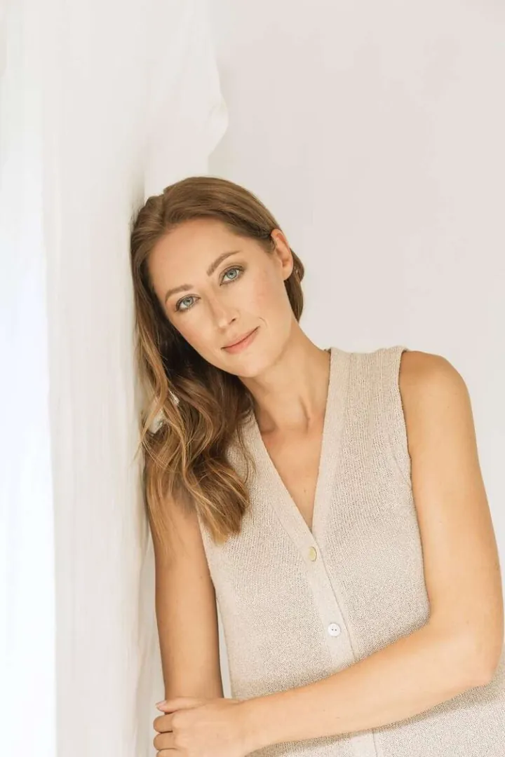 Janine Gab.