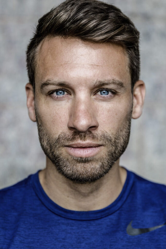 Jens F.