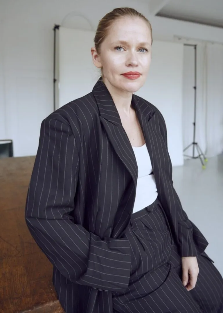Joanna R.