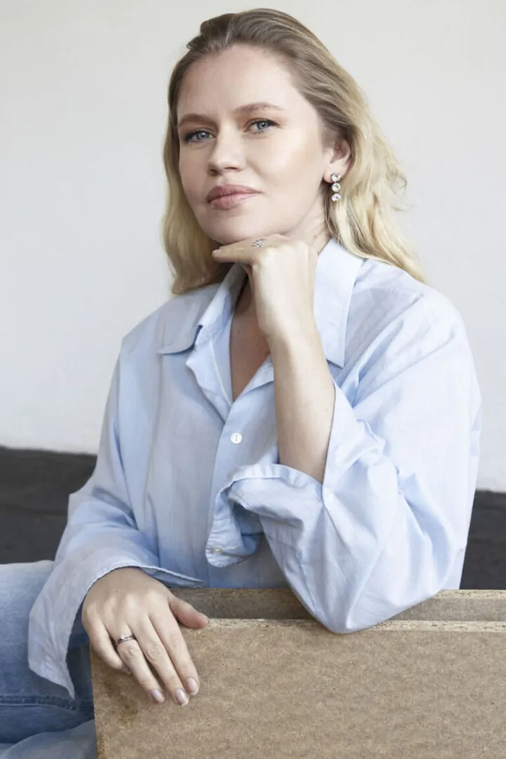 Joanna R.