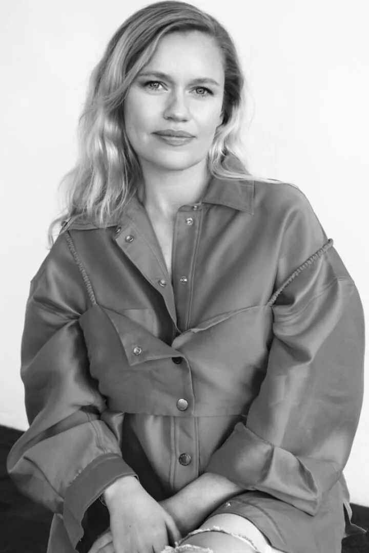 Joanna R.