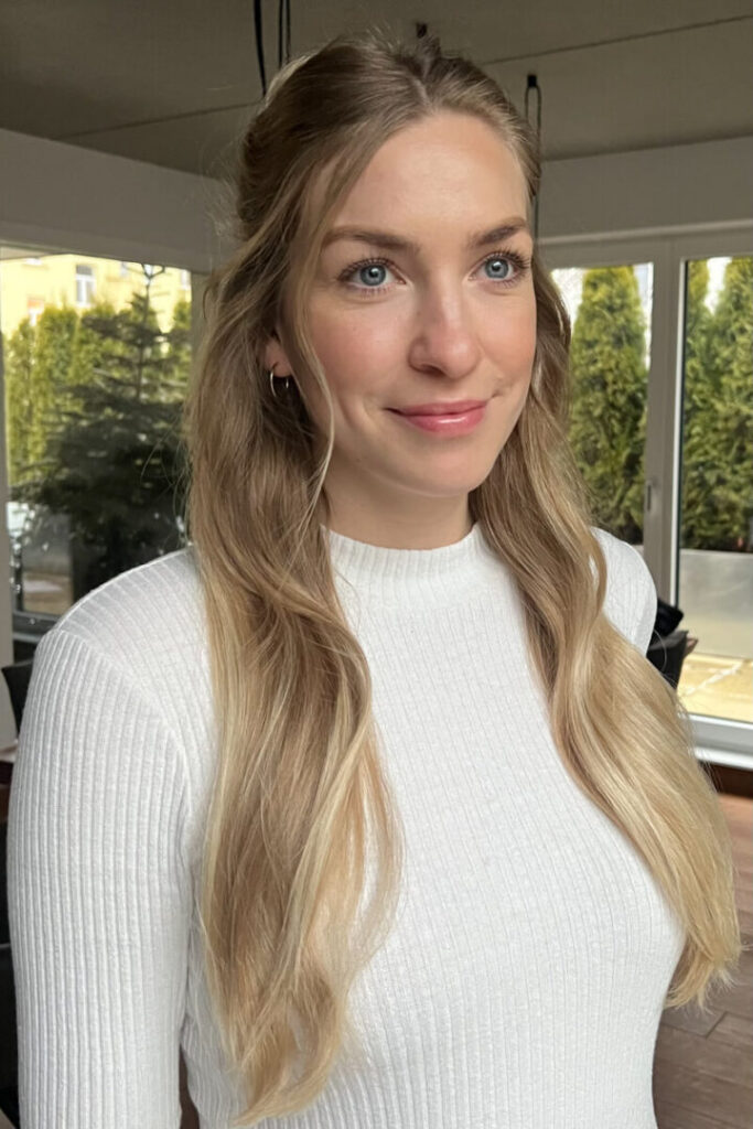 Mia K.