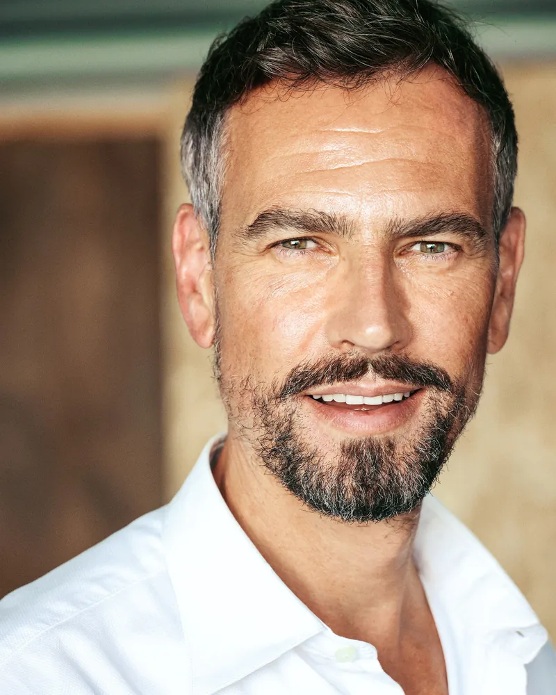 Ralf G.