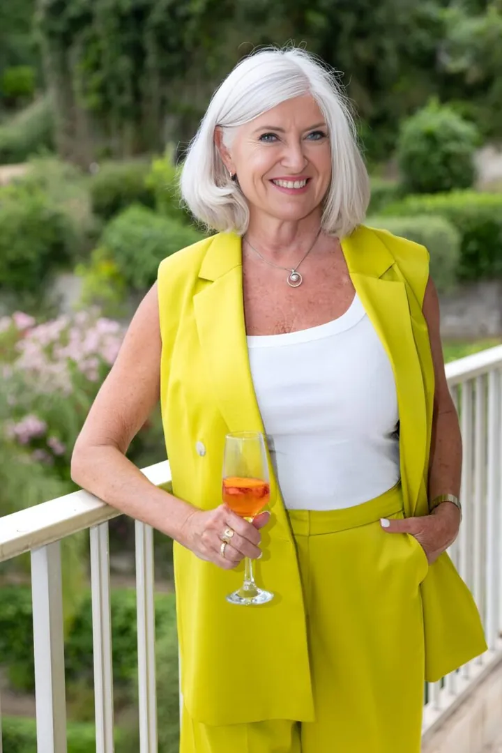 Sabine F.