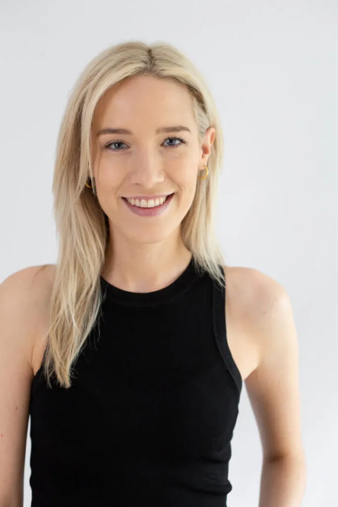 Sarah Lorena W.