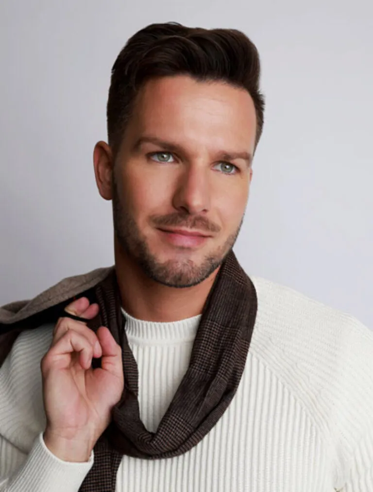 Sebastian Hel.