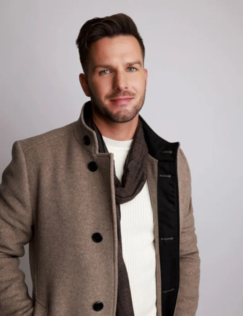 Sebastian Hel.