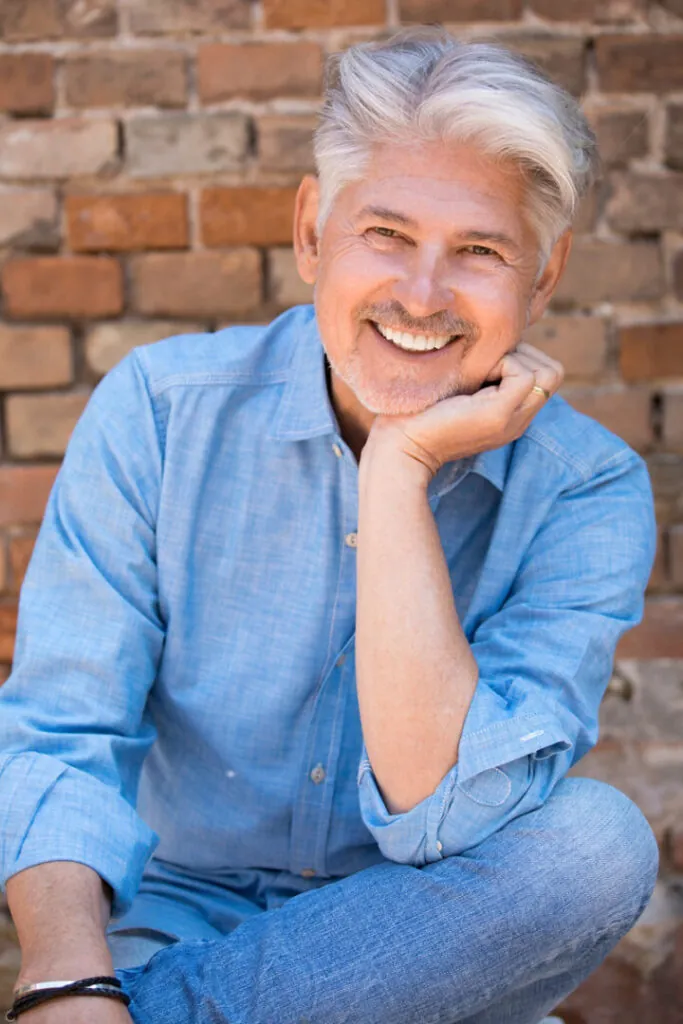 Sylvio E.