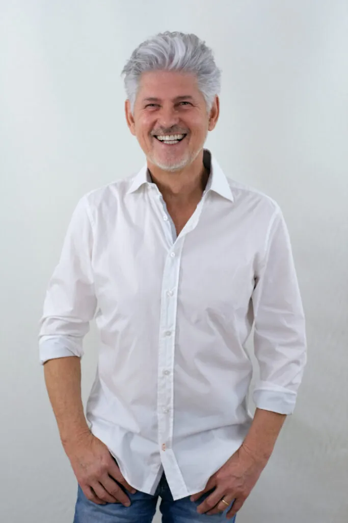 Sylvio E.