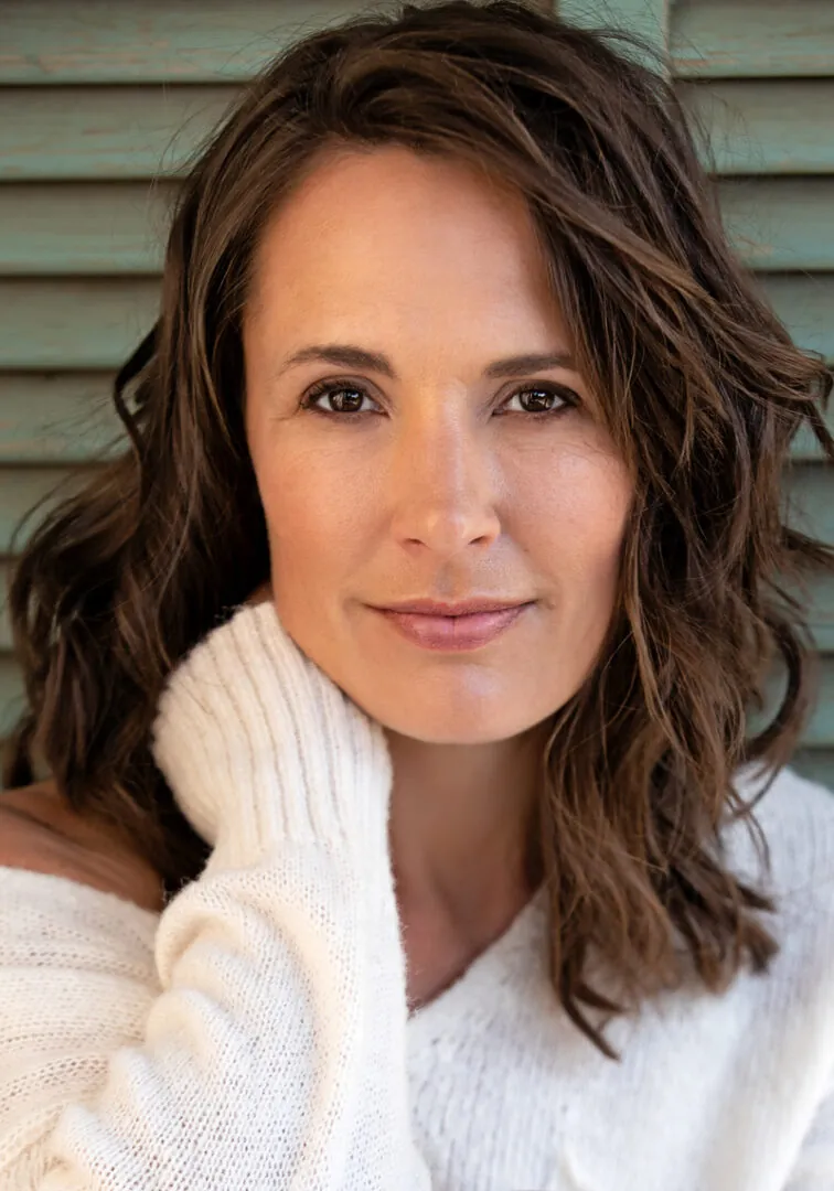 Tessa B.