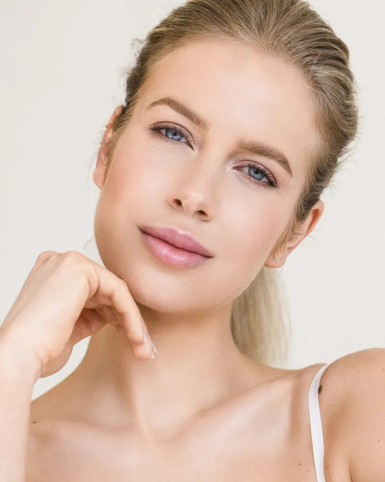 Veronika An.