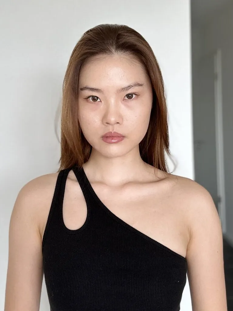 Yixiu F.