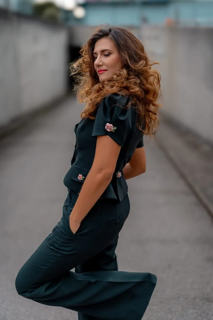 Andra B.