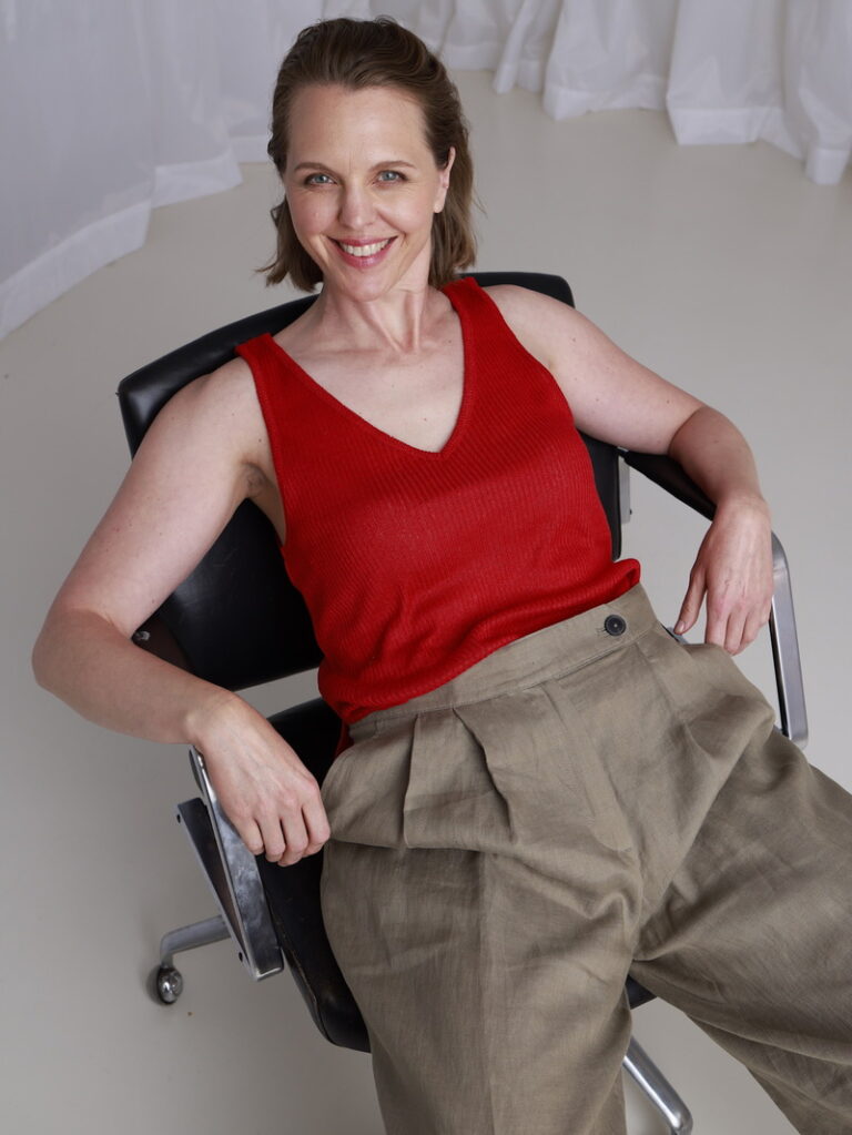 Annette Si.
