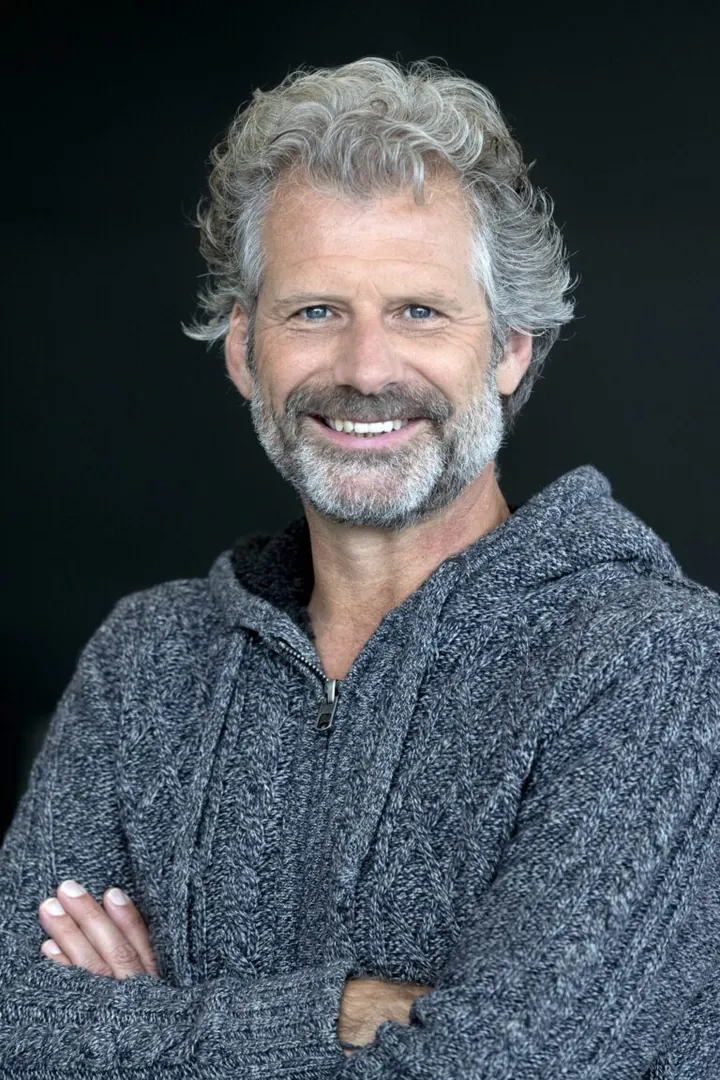 Bob L.